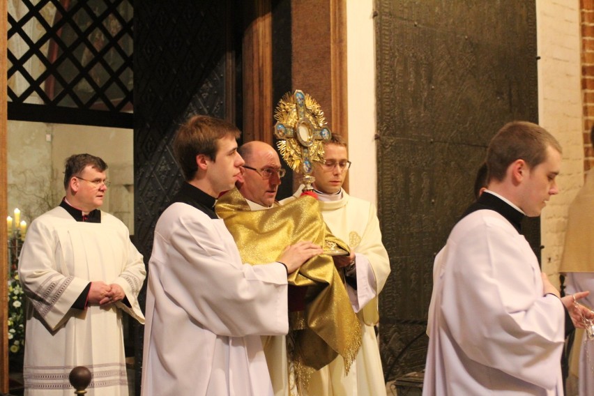 Msza rezurekcyjna w katedrze gnieźnieńskiej