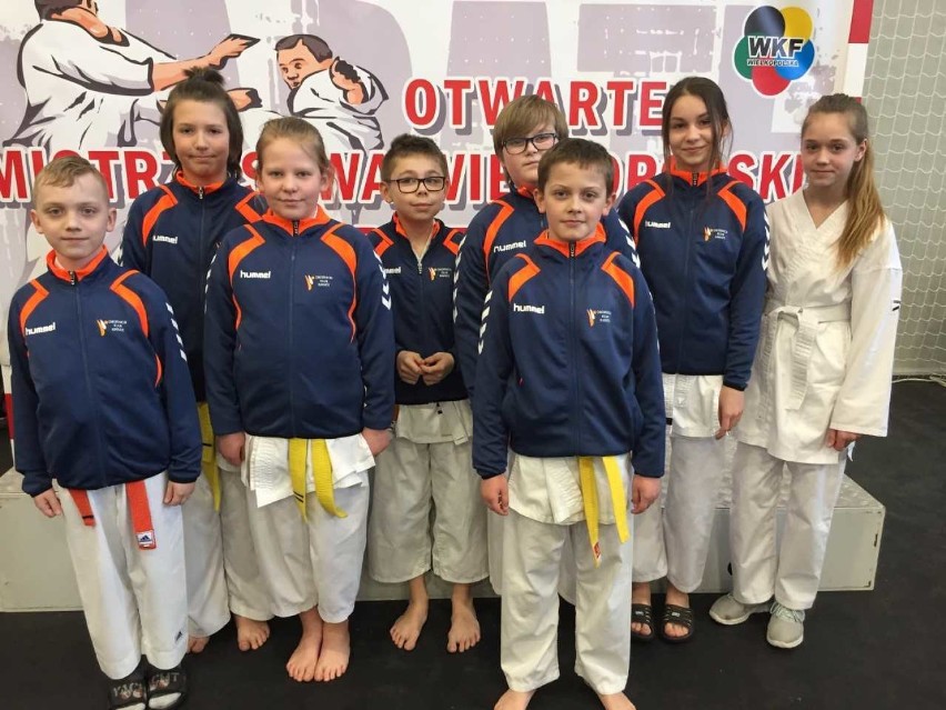 Zawodnicy Obornickiego Klubu Karate na zawodach w Mosinie
