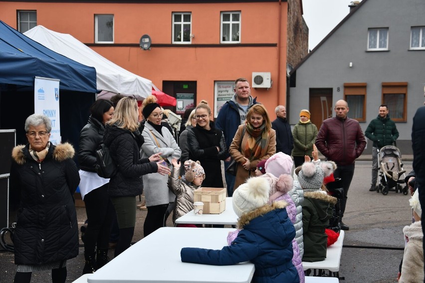 Była wystawa, koncerty, wojskowy sprzęt i rogale od uczestników "Master Chef". Jak Święto Niepodległości wyglądało w Margoninie?