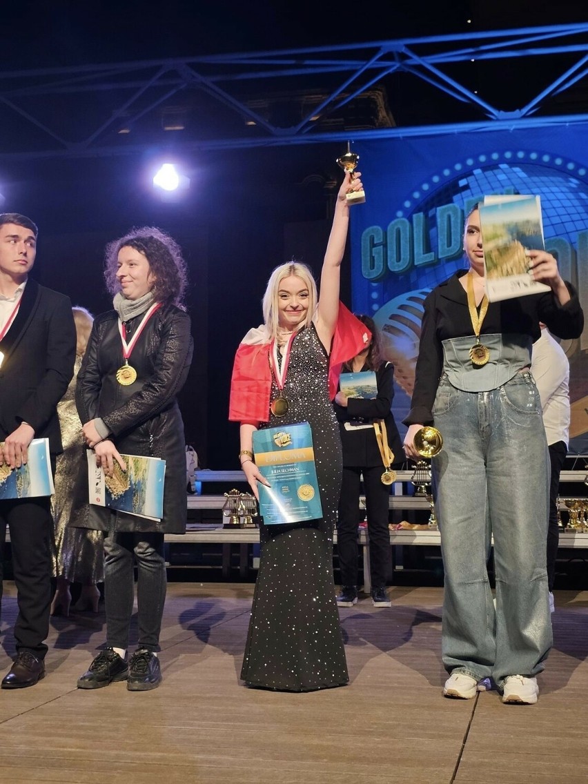Triumf młodej wokalistki: Julia Sechman wygrywa na międzynarodowym festiwalu Golden Voice na Malcie