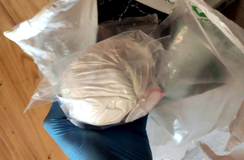 Dwa i pół kilograma narkotyków w rękach leszczyńskiej policji po wpadce 36-latka