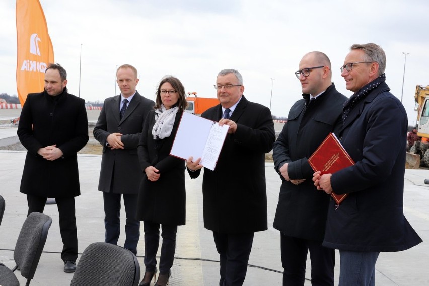 Autostrada A2. Umowa na poszerzenie autostrady podpisana....