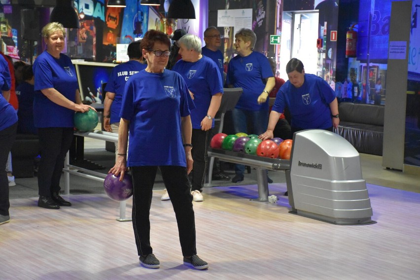Turniej bowlingowy seniorów z Chocza