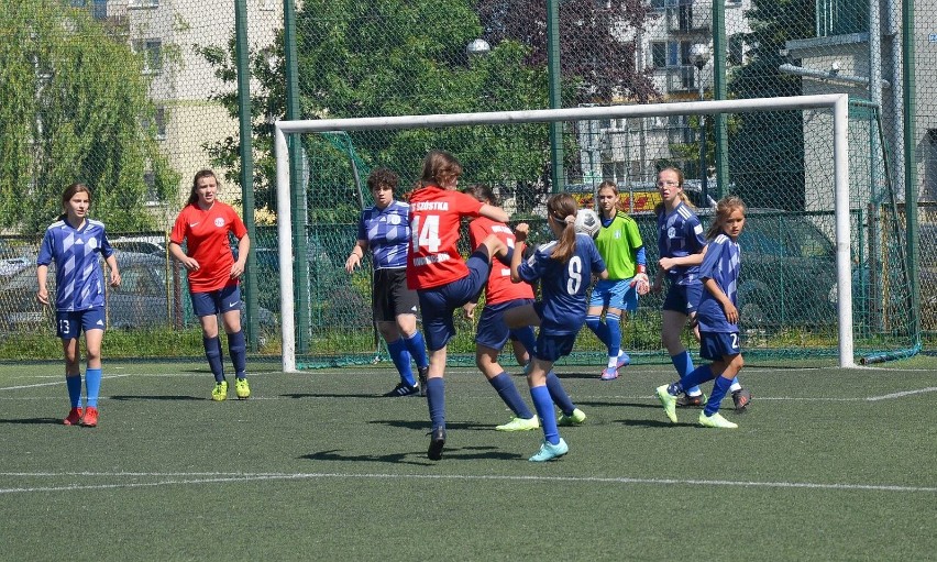 Ogólnopolski Turniej  Piłki Nożnej Dziewcząt SZÓSTKA CUP