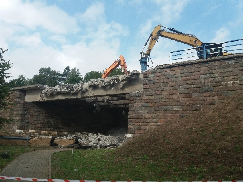 Rozebrany zostanie wiadukt nad drogą krajową numer 20 w...