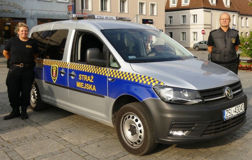 Nowy Volkwagen Caddy Kombi rozpoczął służbę w darłowskiej Straży Miejskiej