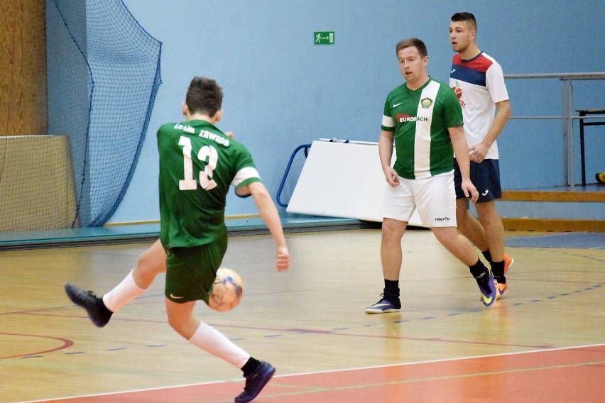 Pilska Liga Futsalu: Rozgrywki osiągnęły półmetek. W Ekstralidze mistrzem rundy jesiennej został BestDrive Mrotek. Zobaczcie zdjęcia