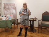 Września: "Opowiem Wam o mojej miłości i to nie jest mój mąż!" - Beata Majewska w murach Biblioteki Publicznej we Wrześni