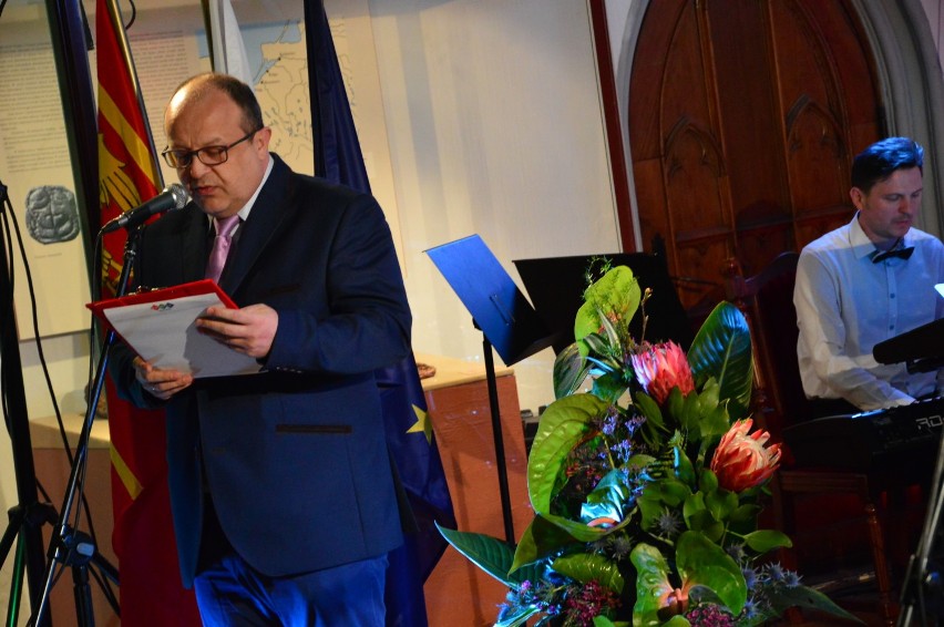 Kwidzyn: Starosta i przewodniczący Rady Powiatu wręczyli doroczne nagrody