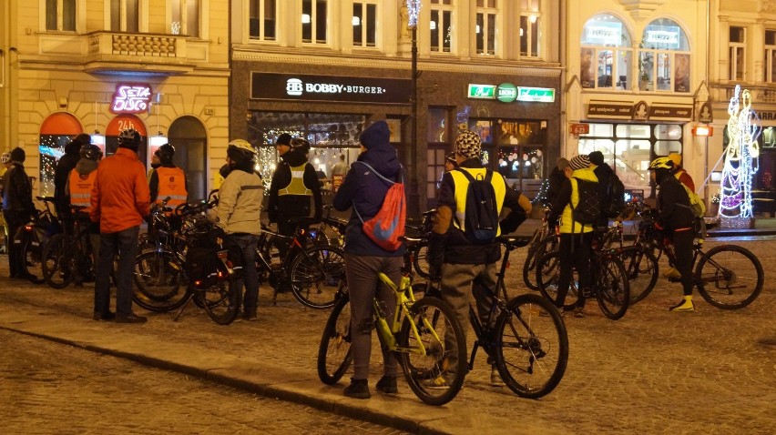 Bydgoska Masa Krytyczna przejechała ulicami miasta po raz ostatni w tym roku [zdjęcia, wideo] 