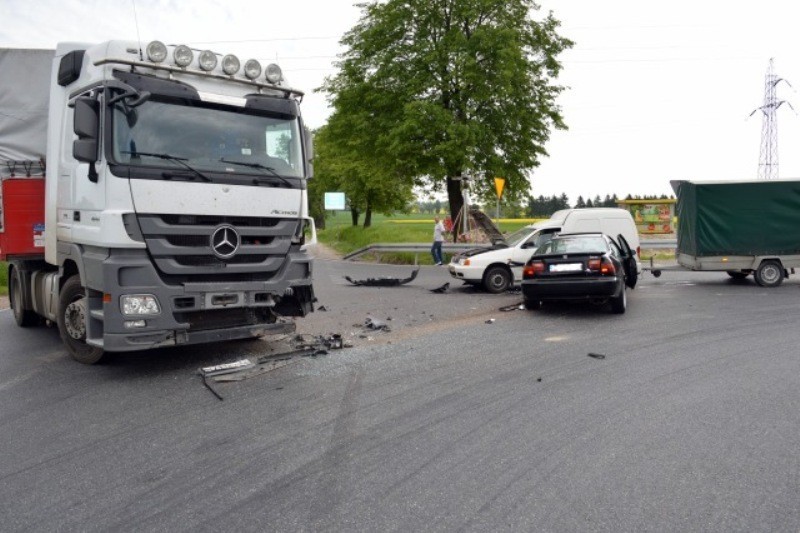20.05.2013 wypadek na drodze krajowej nr 60 w powiecie...