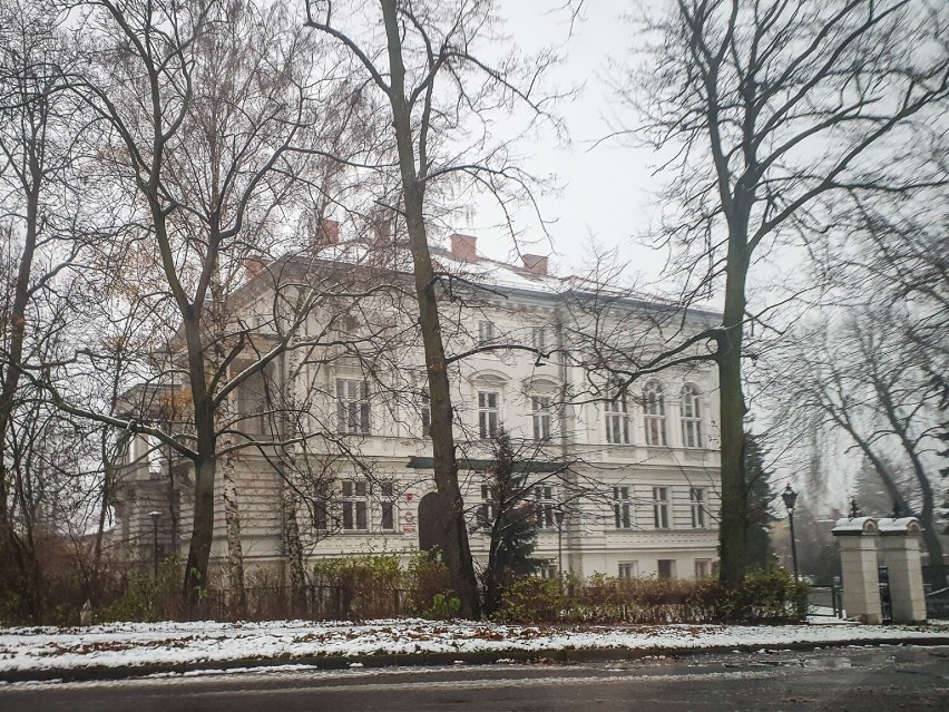 Kasprowicza w Lesznie, obecnie budynek sądu