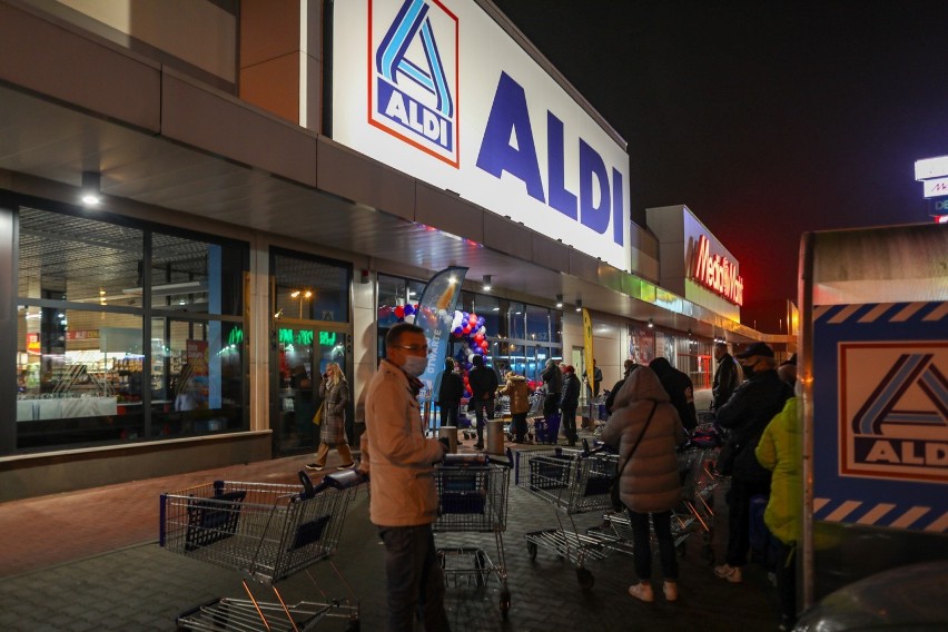 Pierwszy sklep Aldi w Szczecinie. Na klientów do końca tygodnia czekają liczne promocje [ZDJĘCIA] 27.10.2021