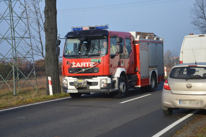 Kolizja obok Grodźca Małego. Auto wpadło do rowu [ZDJĘCIA]