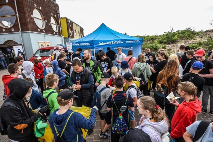 Gdynia: Spotkajmy się na wspólnym sprzątaniu plaży w...