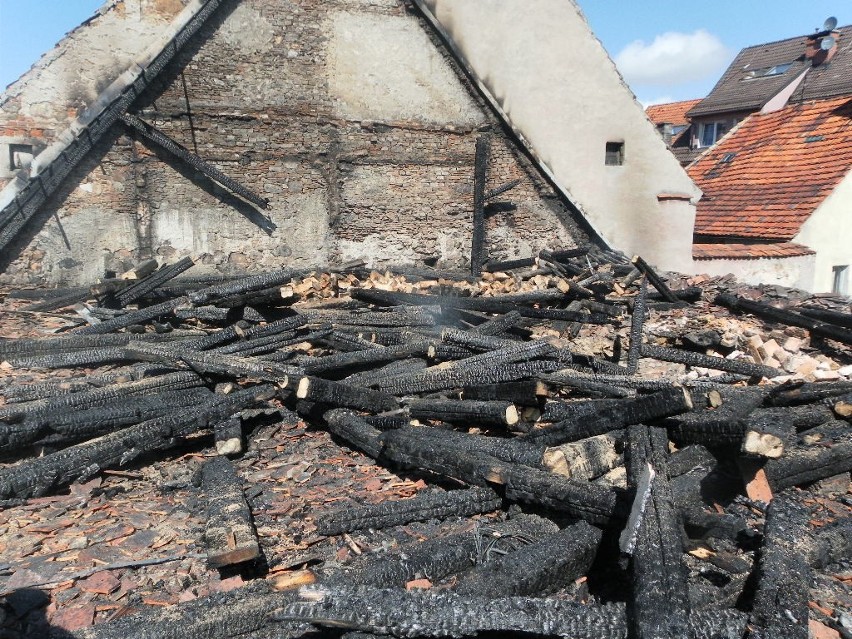 Nocny pożar w Lubomierzu. Ucierpiały cztery rodziny