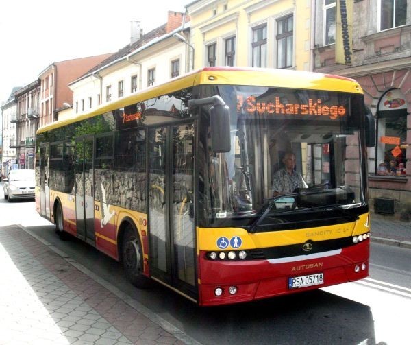 Autobus MPK Nowy Sącz pojechał przez pieszego