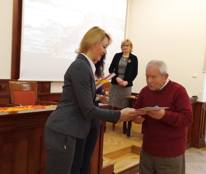 Malbork ma laureata II Ogólnopolskiej Olimpiady Wiedzy Obywatelskiej "Senior Obywatel"