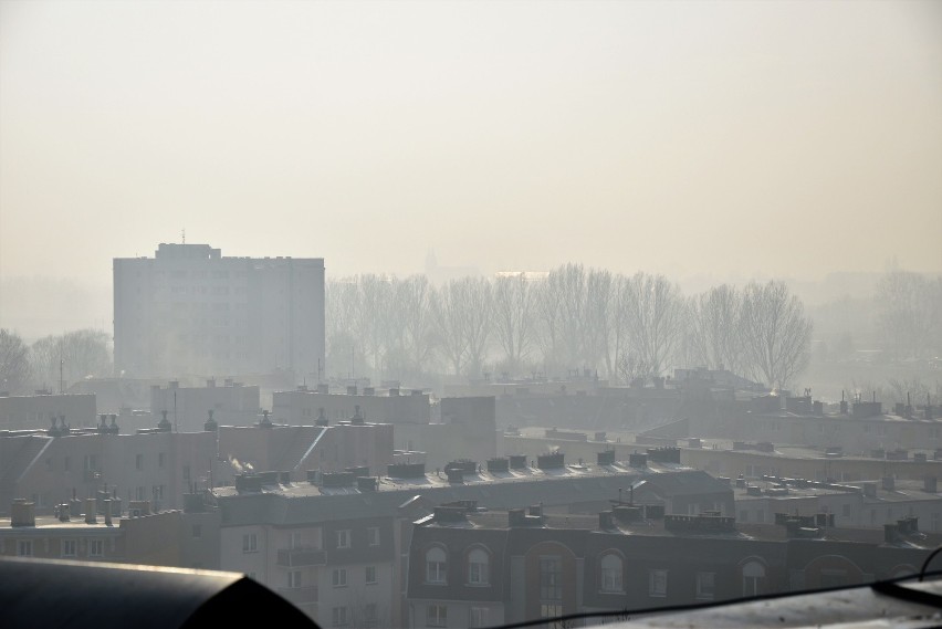 Niedzielny smog nad Opolem. Sytuacja w najbliższych dniach...