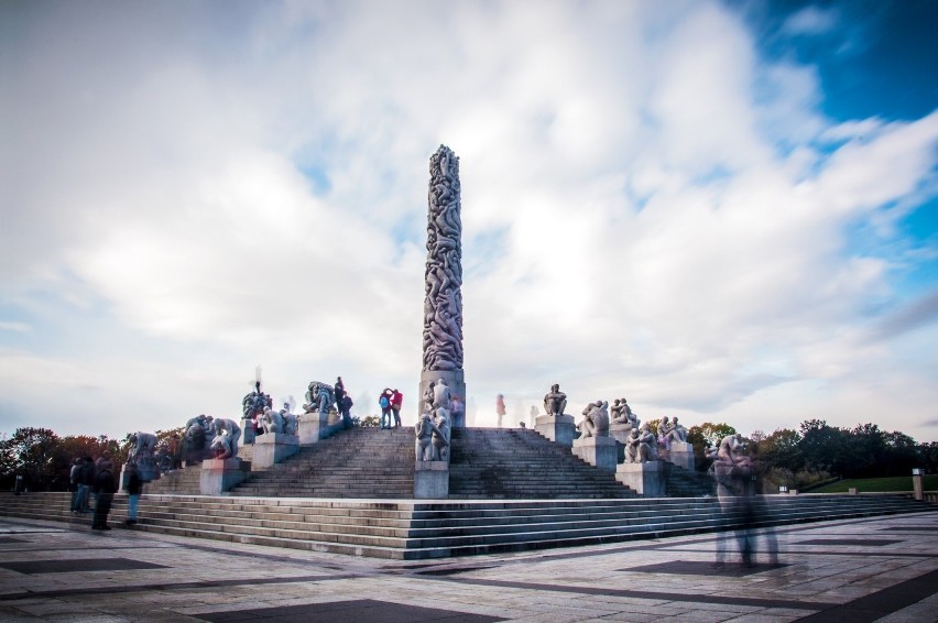 Jedną z popularnych atrakcji turystycznych Oslo jest park...