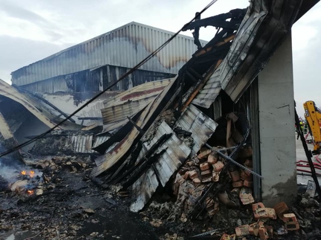 Pożar magazynu w Gomulinie
