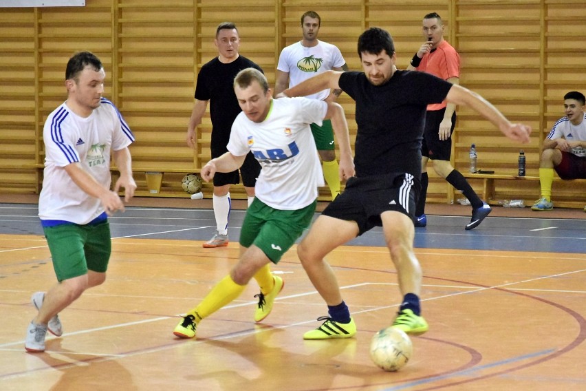 Pilska Liga Futsalu: Mistrzem BestDrive Mrotek, na podium Darpol i Deep Diver. Zobaczcie zdjęcia z 14. kolejki i zakończenia rozgrywek
