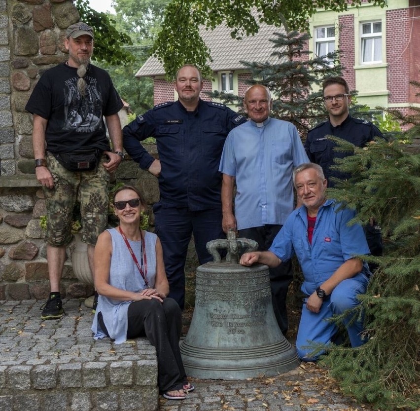 Zachodniopomorski policjant odnalazł dzwon z XVII wieku