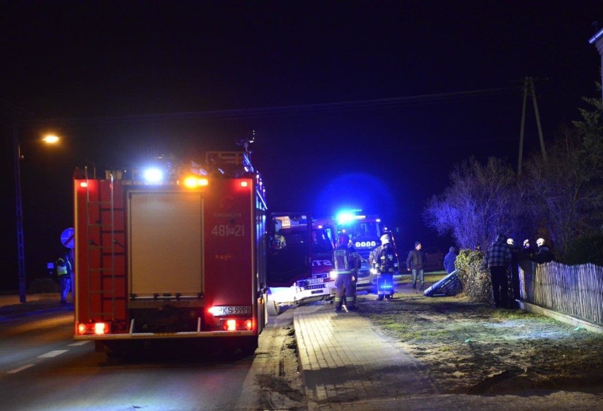 Wypadek w Przysiece Polskiej. Auto wjechało w dom