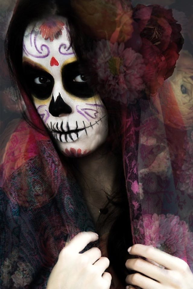 Marta Ruteckajako Santa Muerte.