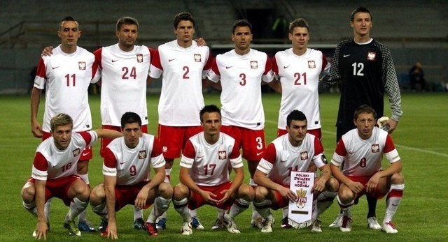 Tylko jedenastu piłkarzy wybiegnie na pierwszy mecz Polaków na Stadionie Narodowym w Warszawie - kto to będzie?