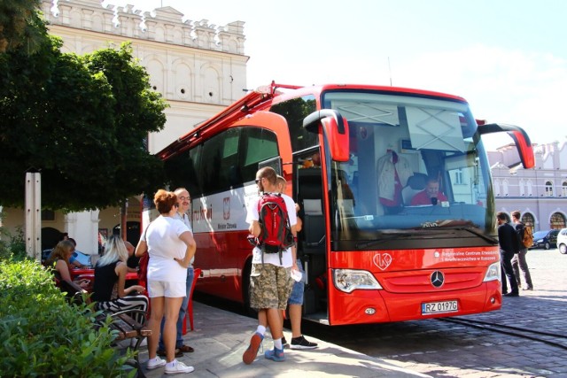 Krwiobus będzie stacjonował przed halą sportową MOSIR w Jarosławiu przy ul. Sikorskiego 5.