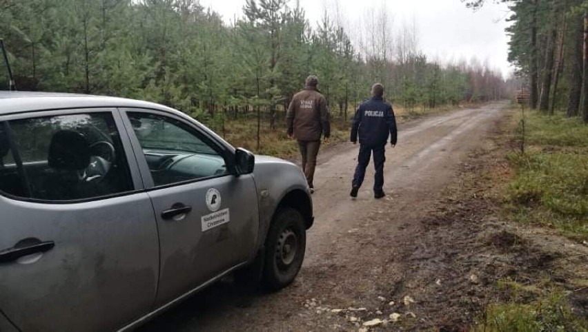 Policjanci z Chrzanowa kontrolują lasy