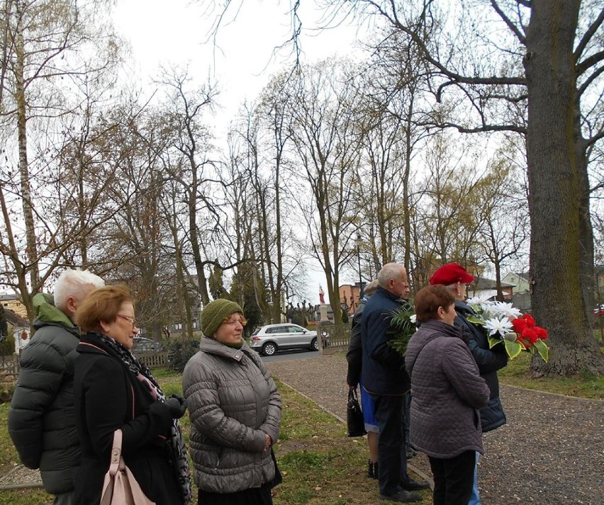 Dzień Pamięci Ofiar Zbrodni Katyńskiej na Placu Dębów...