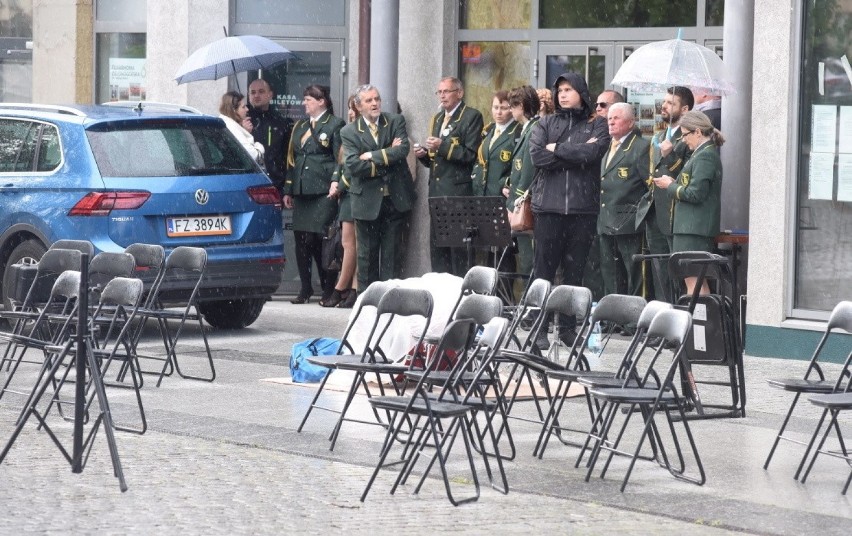 Pod znakiem zapytania stał plenerowy koncert Orkiestry Dętej...