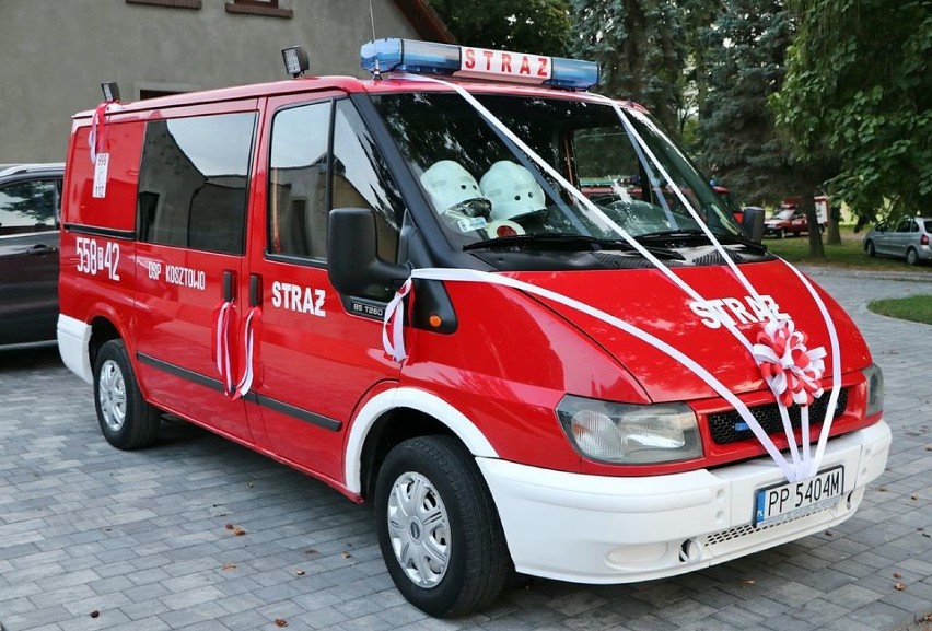 Strażacy z Kosztowa mają nowy wóz! Odbyło się jego oficjalne przekazanie 