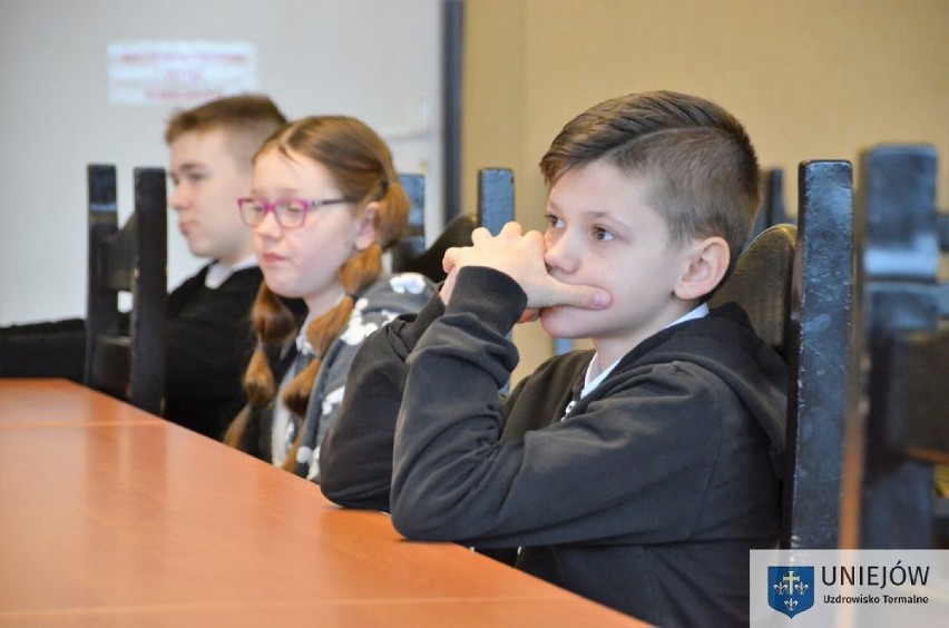 Turniej Wiedzy Pożarniczej „Młodzież Zapobiega Pożarom” w Uniejowie