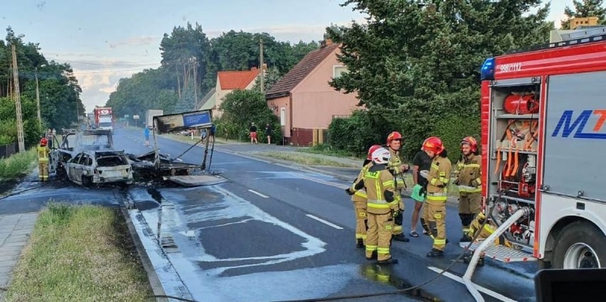 Na drodze krajowej nr 32 w Brzózce zderzył się samochód...