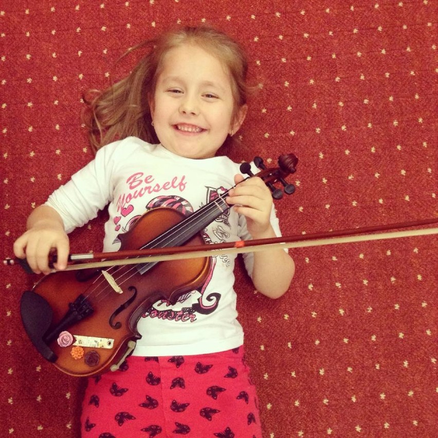 Nikola Rydzewska, najmłodsza instrumentalistka - 5 lat