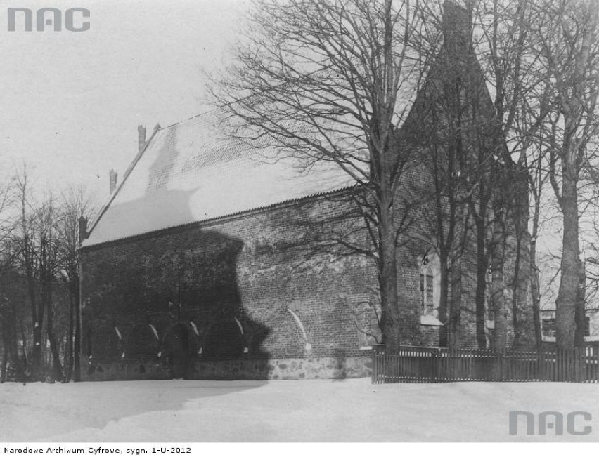 Widok ogólny refektarza kościoła w Kartuzach. (1918 - 1939)