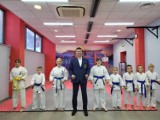 Sandomierski Klub Karate „Trójka” zaprasza na ćwiczenia do  drugiej sali przy miejskim stadionie. Było oficjalne otwarcie. Zobacz zdjęcia