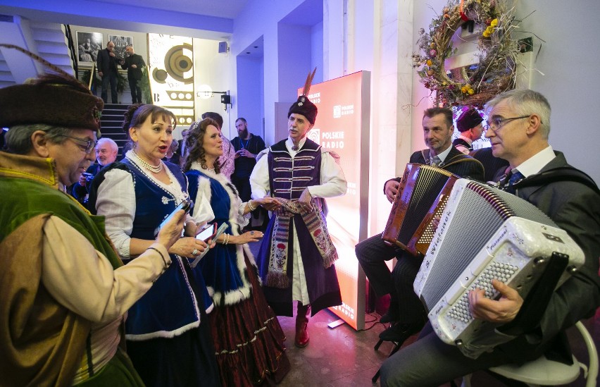 Bal u dziennikarzy. Gwiazdy mediów na charytatywnej imprezie SDP