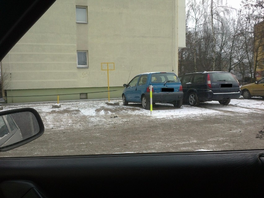 Parking przy "Juraszu" liczy około 100 miejsc. Niestety nie...