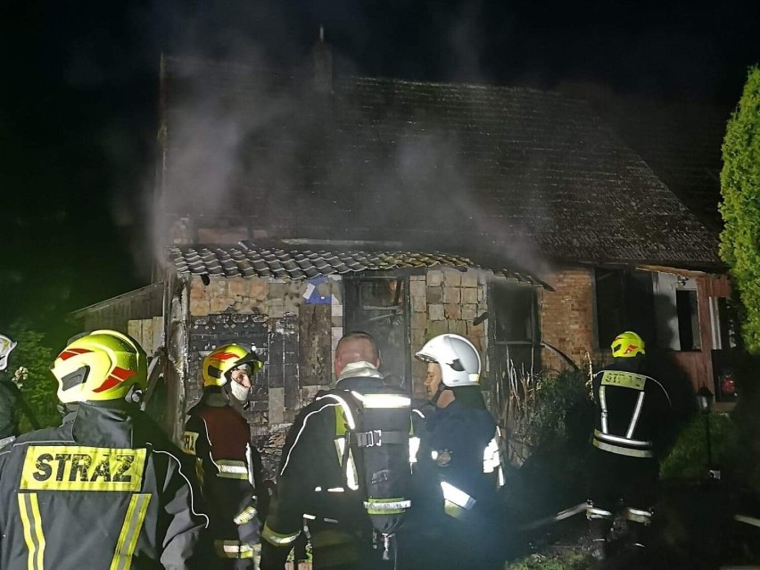 Pożar mieszkania w Lubiatowie