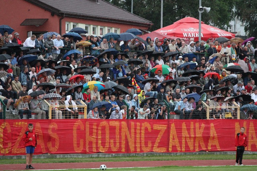 Chojniczanka awansowała do II ligi! Zobacz jak świętowano w Chojnicach (galeria zdjęć)
