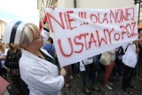 Wielki protest medyków w Warszawie. "Wzywamy posiłki!" 