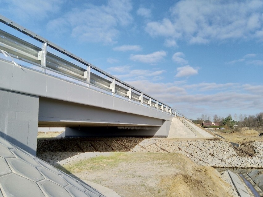 4 nowe mosty na drogach w okolicy Rzeszowa. Inwestycje Starostwa Powiatowego w Rzeszowie