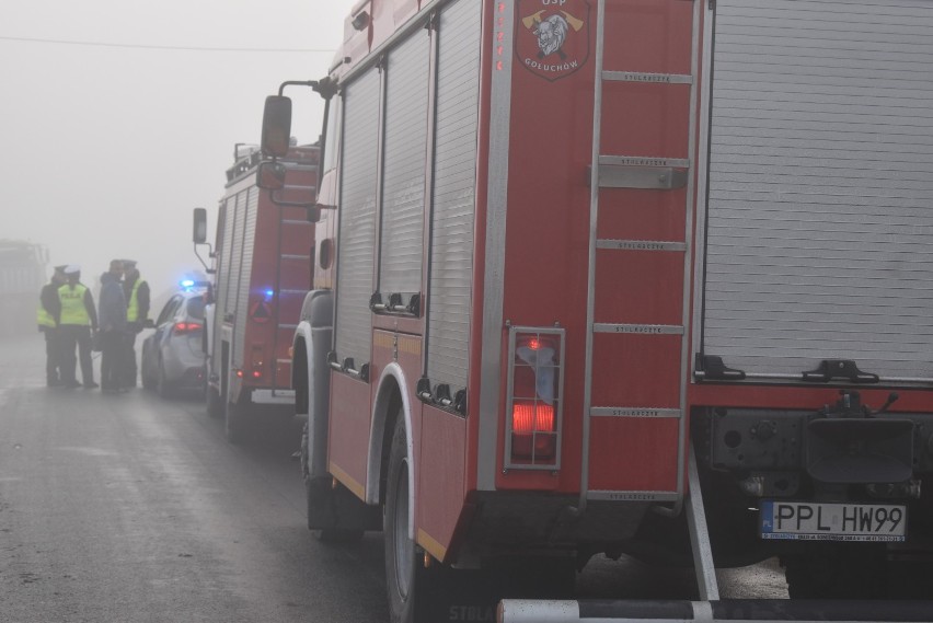 Wypadek w gminie Gołuchów. W miejscowości Karsy doszło do zderzenia dwóch pojazdów. Jedna osoba trafiła do szpitala