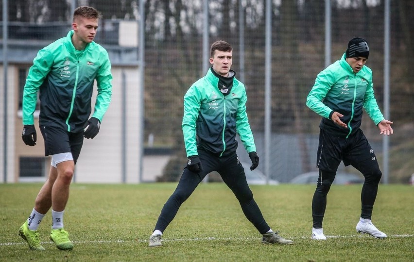 Lechia Gdańsk bardzo mocno oszczędza. Fani zobaczą wiosną młodszy zespół