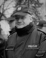 Lębork. Ostatnie pożegnanie Zbigniewa Czekirdy, emerytowanego policjanta. Zmarł po walce z koronawirusem