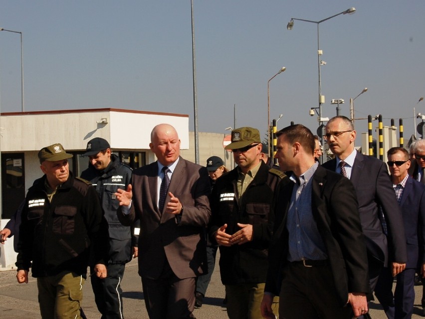 Amerykańska delegacja Służby Celnej i Ochrony Granic USA...